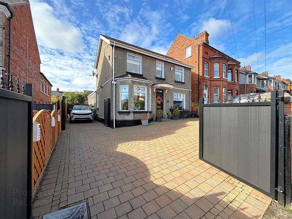 Former UDA godfather Jim Spence's luxury home